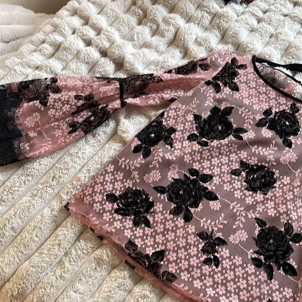 Luckylu Milan Elegant Lace Blouse – A One-off True Italian Masterpiece